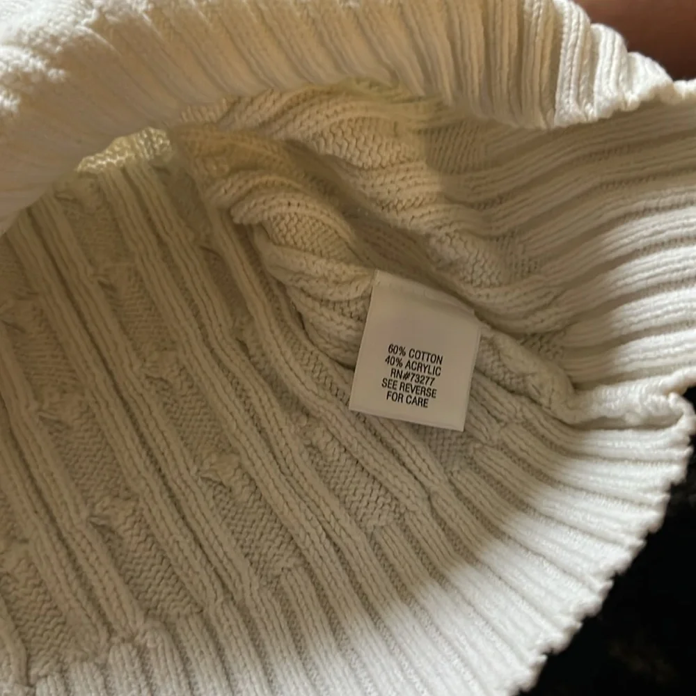 Sonoma Cream V-Neck Sweater for Women - Picture 7 of 7